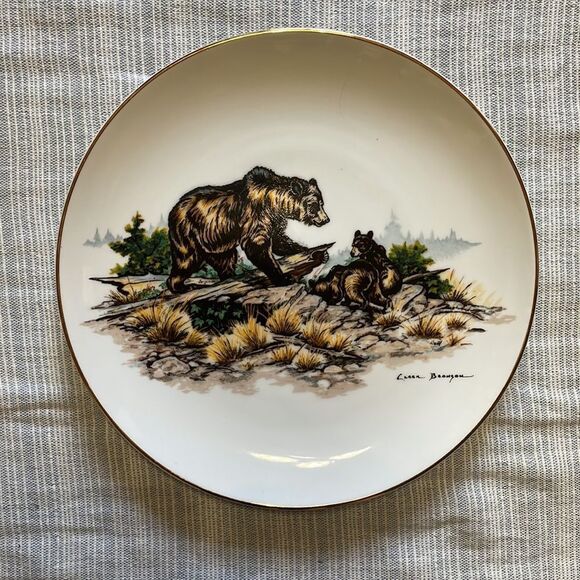 Clark Bronson Set of 6 Decorative Plates with Case - Picture 4 of 16